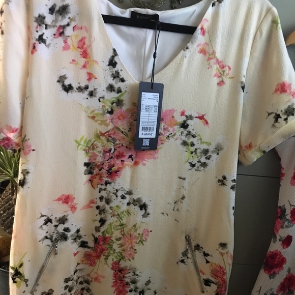 Dress - Picture 1 of 1